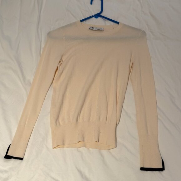 Zara sweater - Picture 1 of 3